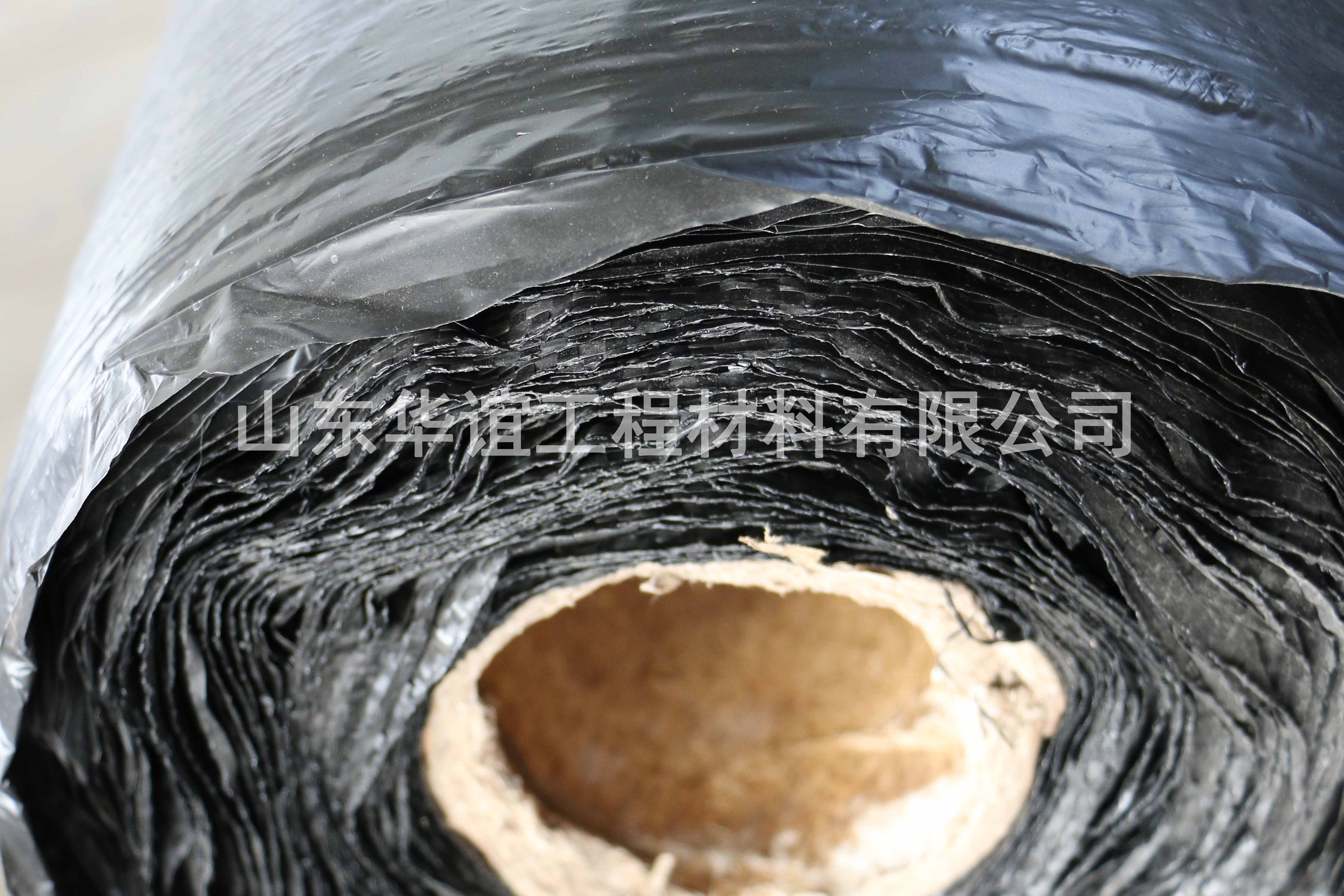 浙江抗裂貼瀝青罩面是如何鋪設完成的？