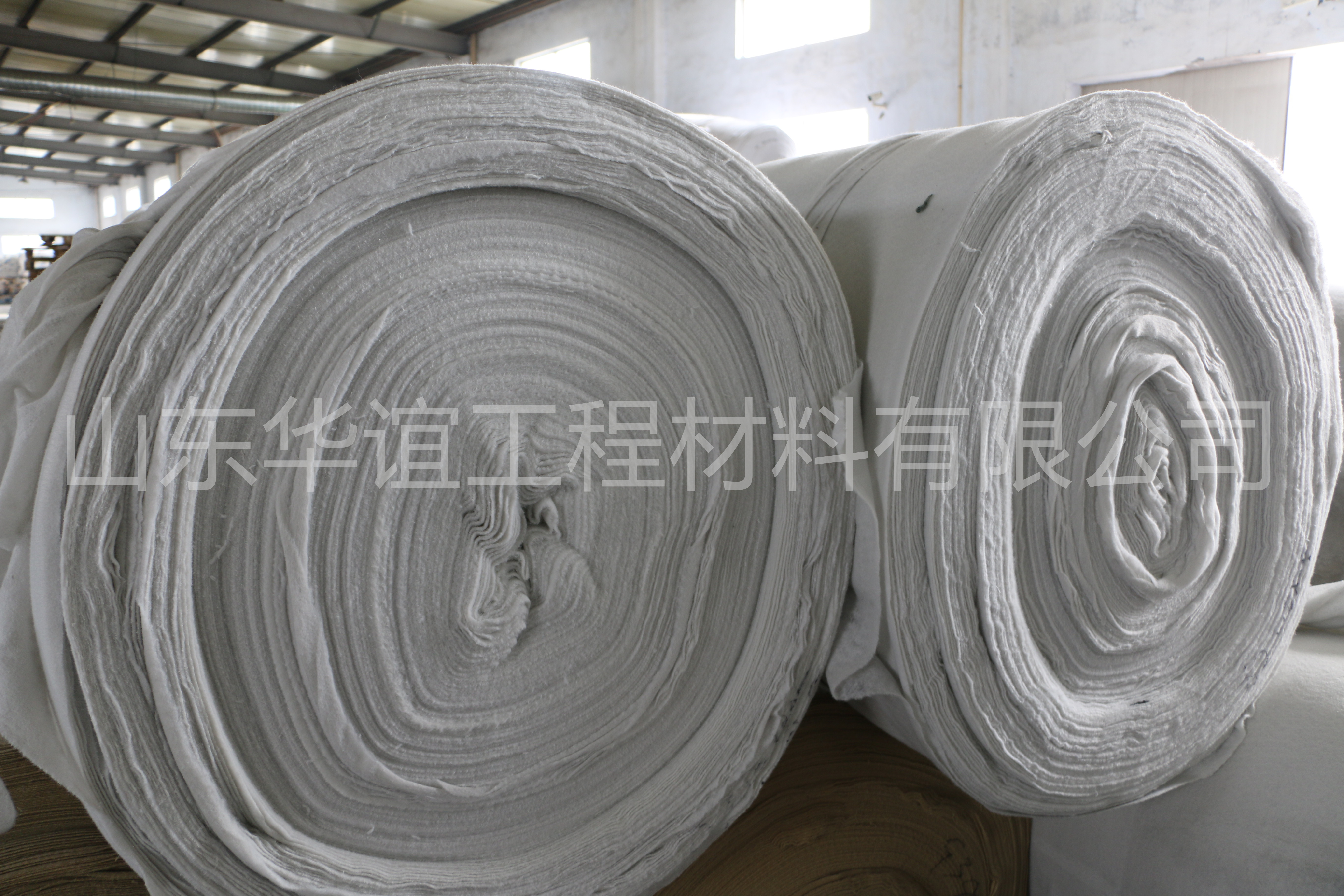 河北短絲土工布的施工需要特別注意哪些來提高利用率？